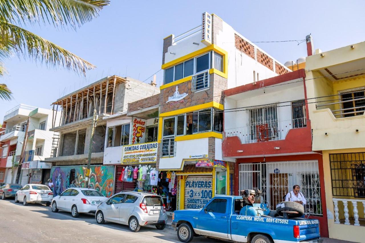 Hotel Puerto Viejo Mazatlan Exterior photo